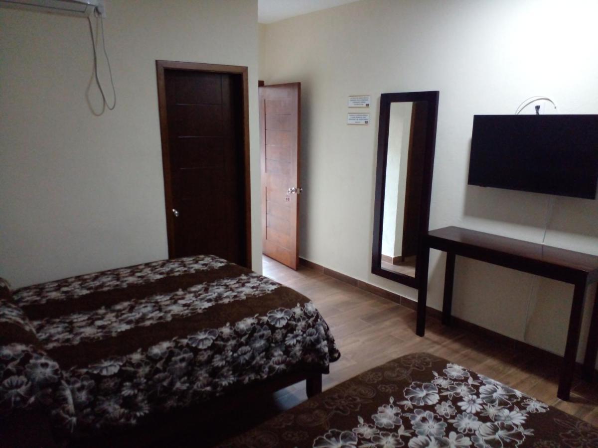 Hotel La Loma, Tu Casa En Tamasopo ทามาโซโป ภายนอก รูปภาพ