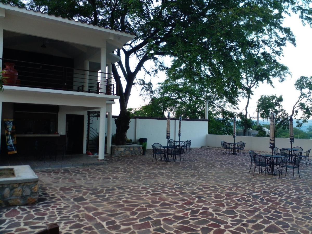 Hotel La Loma, Tu Casa En Tamasopo ทามาโซโป ภายนอก รูปภาพ